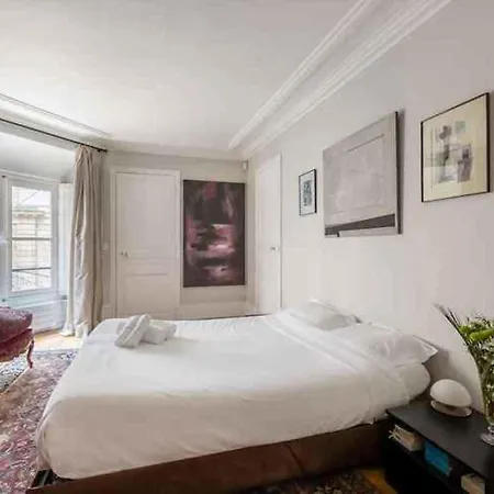 Latin Quarter Retreat Апартаменты