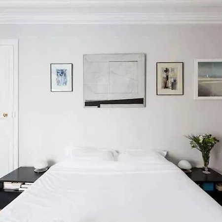 Latin Quarter Retreat *